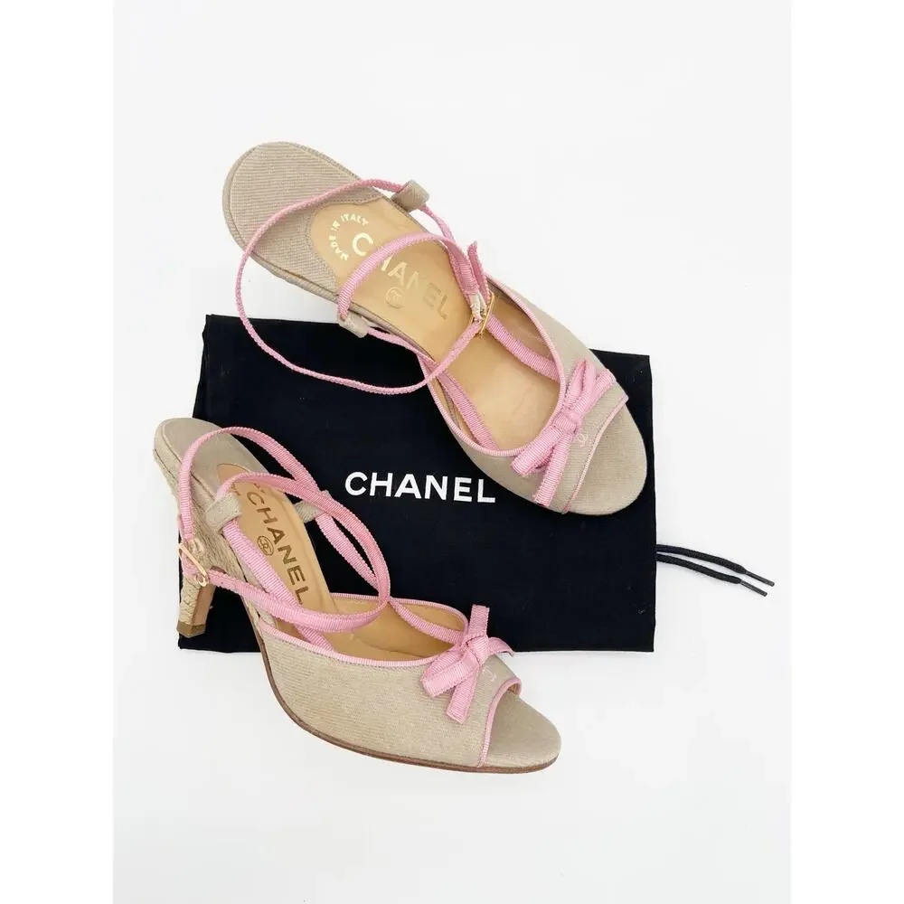 Chanel Vintage Beige Canvas Pink Grosgrain CC Bow Strappy Sandals Heels EU 36